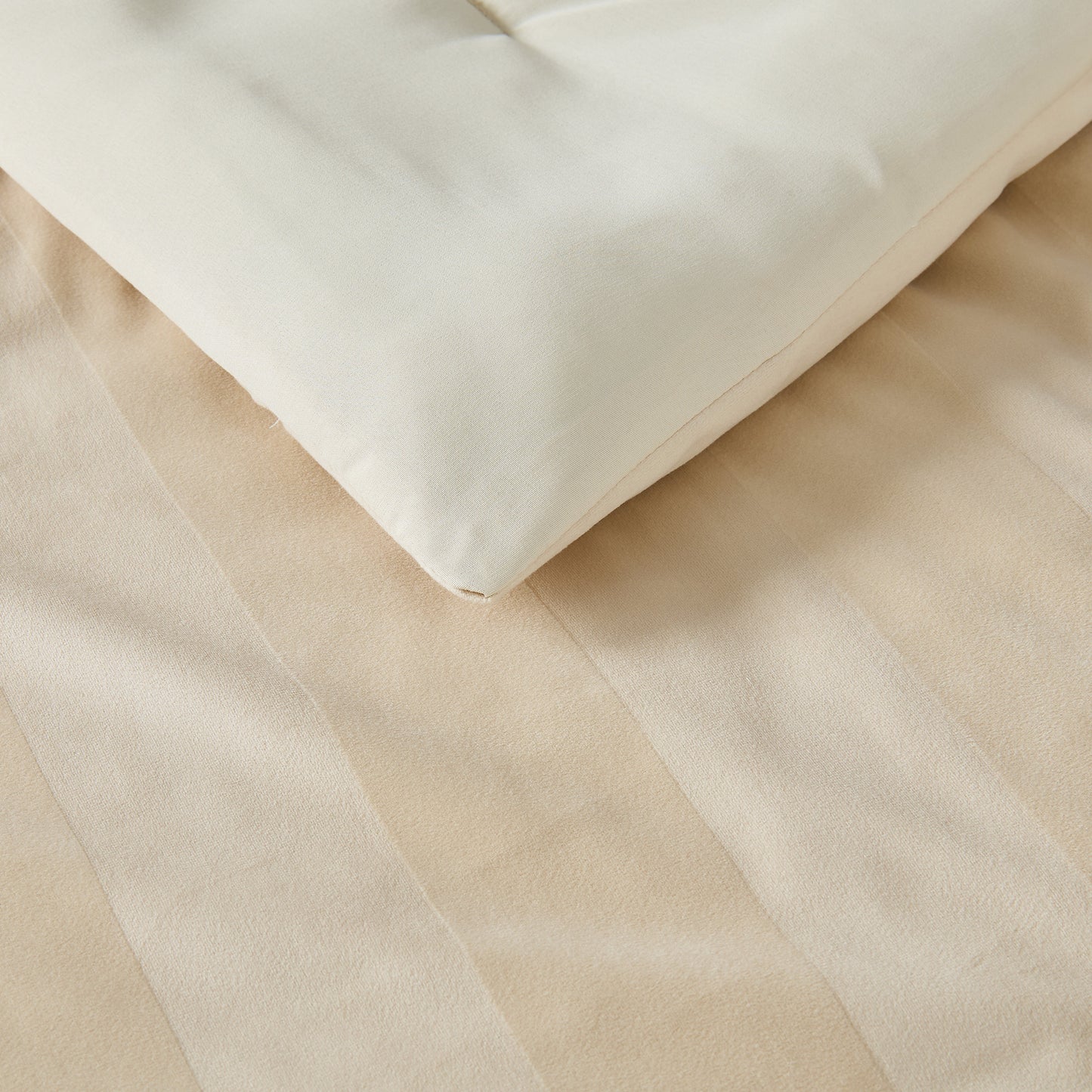 Geneva Comforter Set