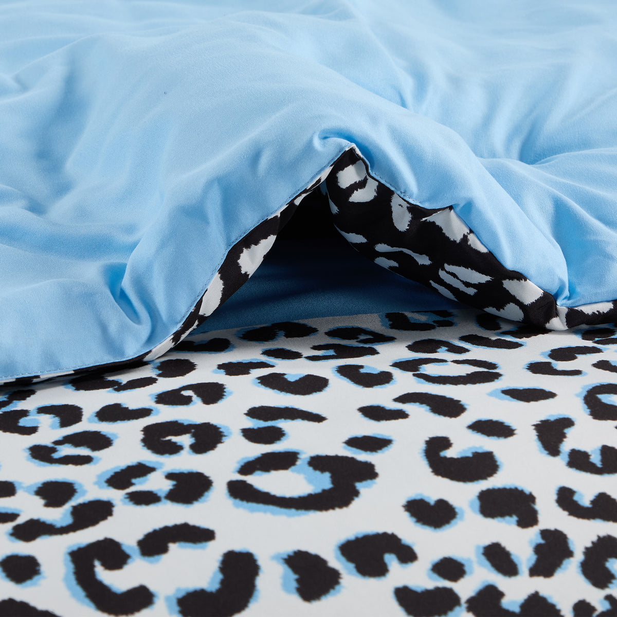 Regency Heights Sophie Comforter Set