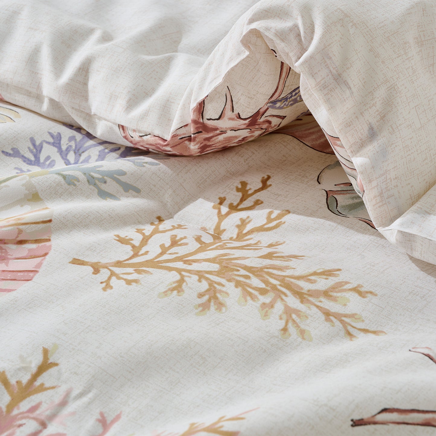 Regency Heights Laguna Comforter set