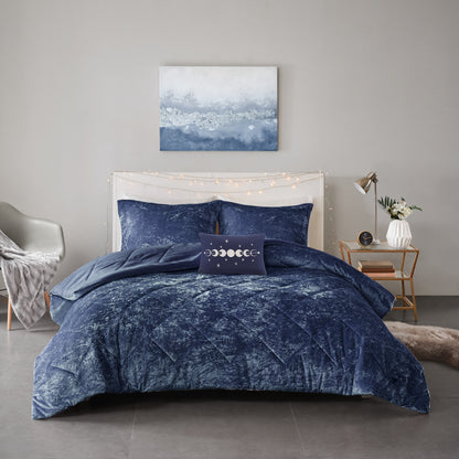 Regency Heights Felicia Comforter Set