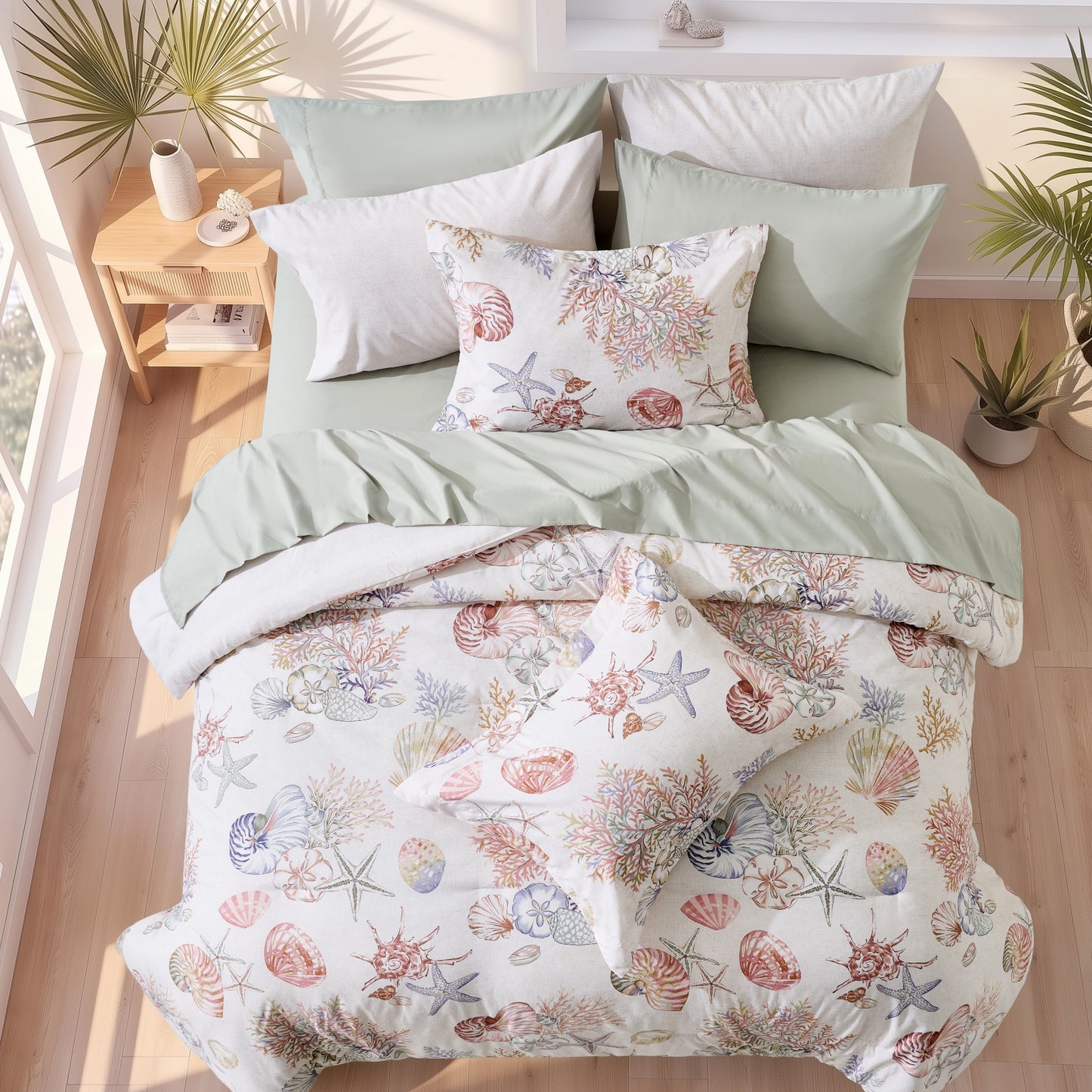Regency Heights Laguna Comforter set