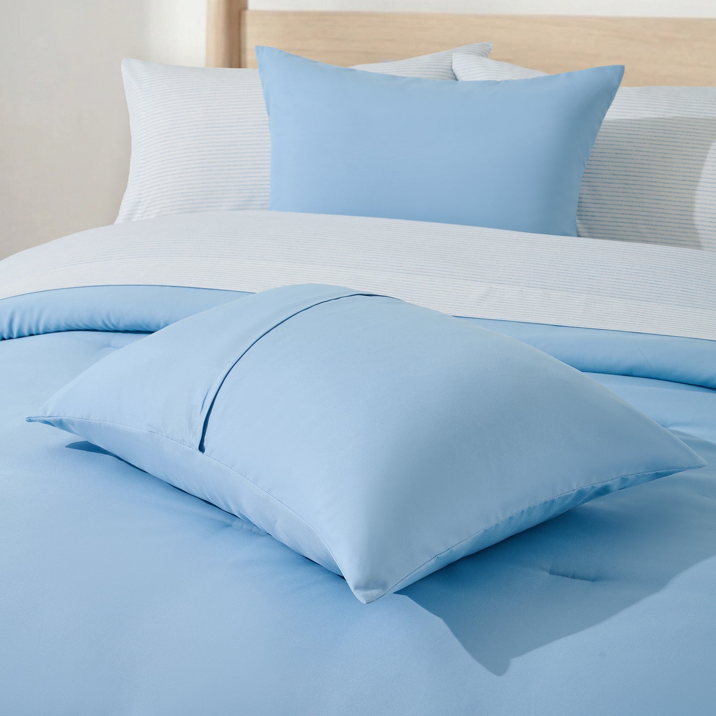 Regency Heights Nova Dorm Comforter Set