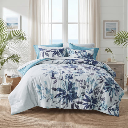 Regency Heights Moran Comforter set