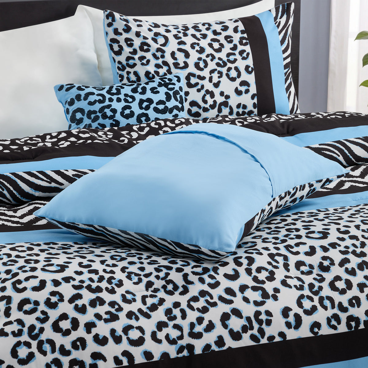 Regency Heights Sophie Comforter Set