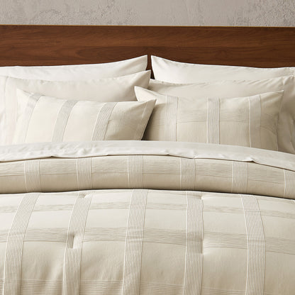 Regency Heights Pucker 4pcs Comforter set