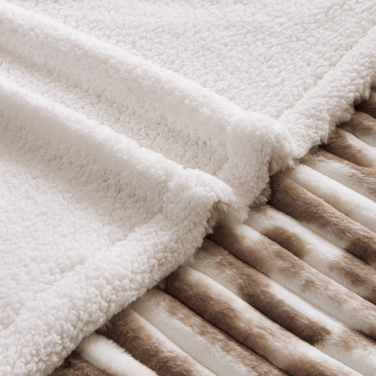 Beautyrest Heated Zuri Luxe Heated Throw