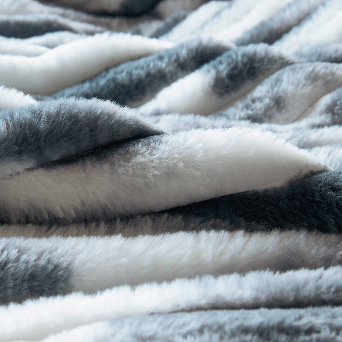Beautyrest Heated Zuri Luxe Heated Throw