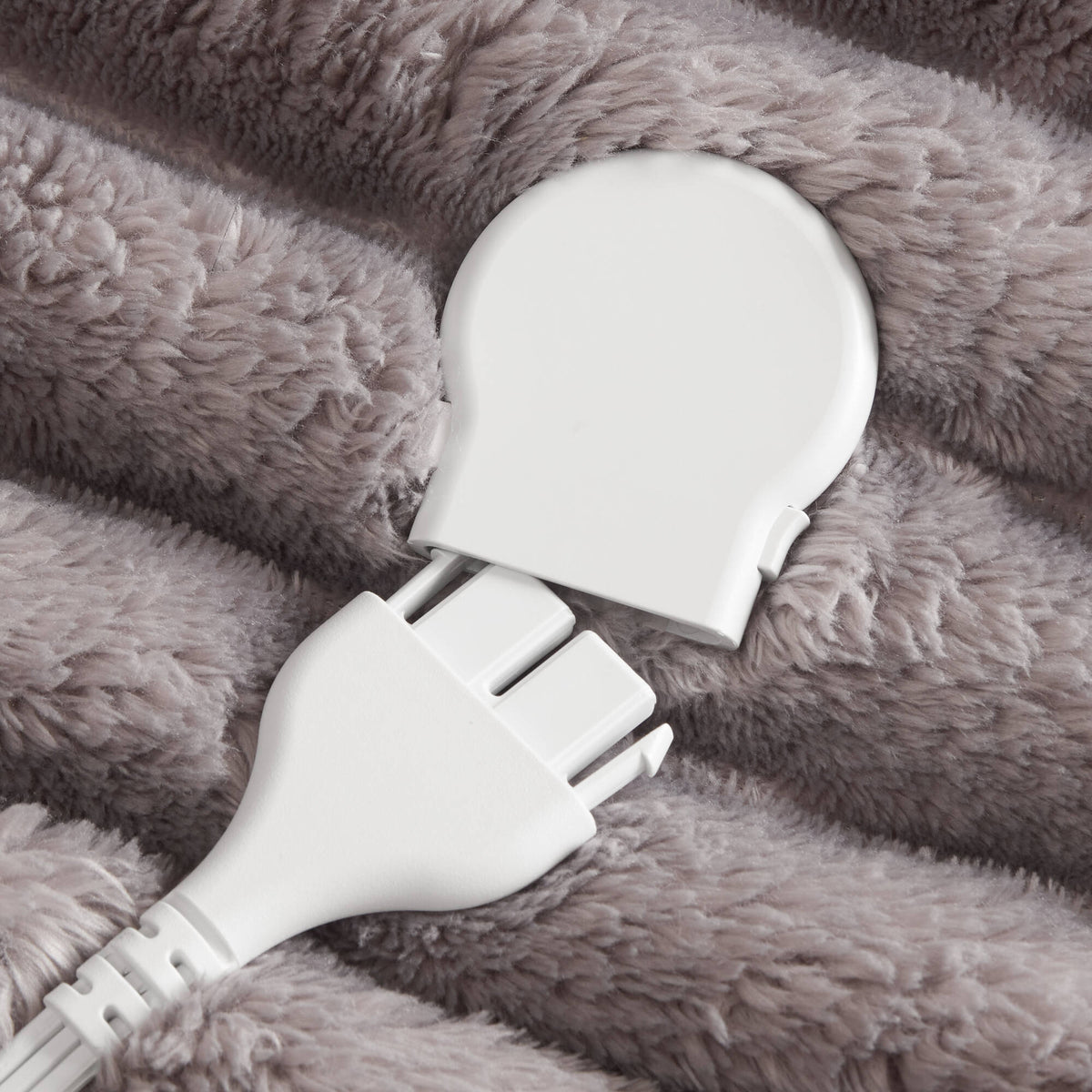 Serta Heated Cord Plush Heated Throw