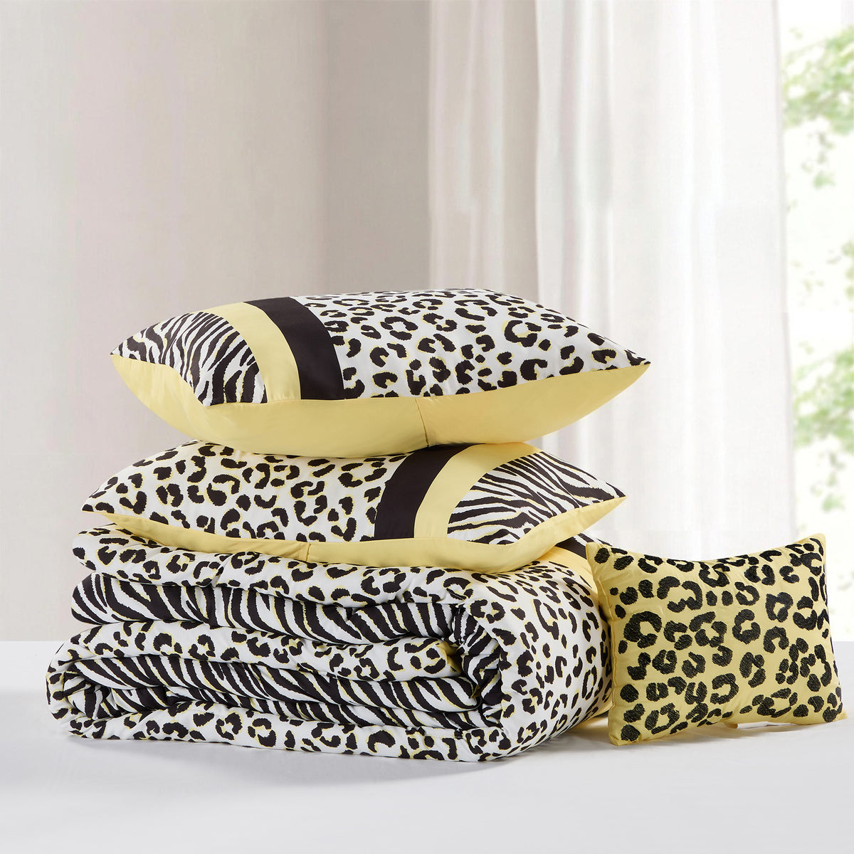 Regency Heights Sophie Comforter Set