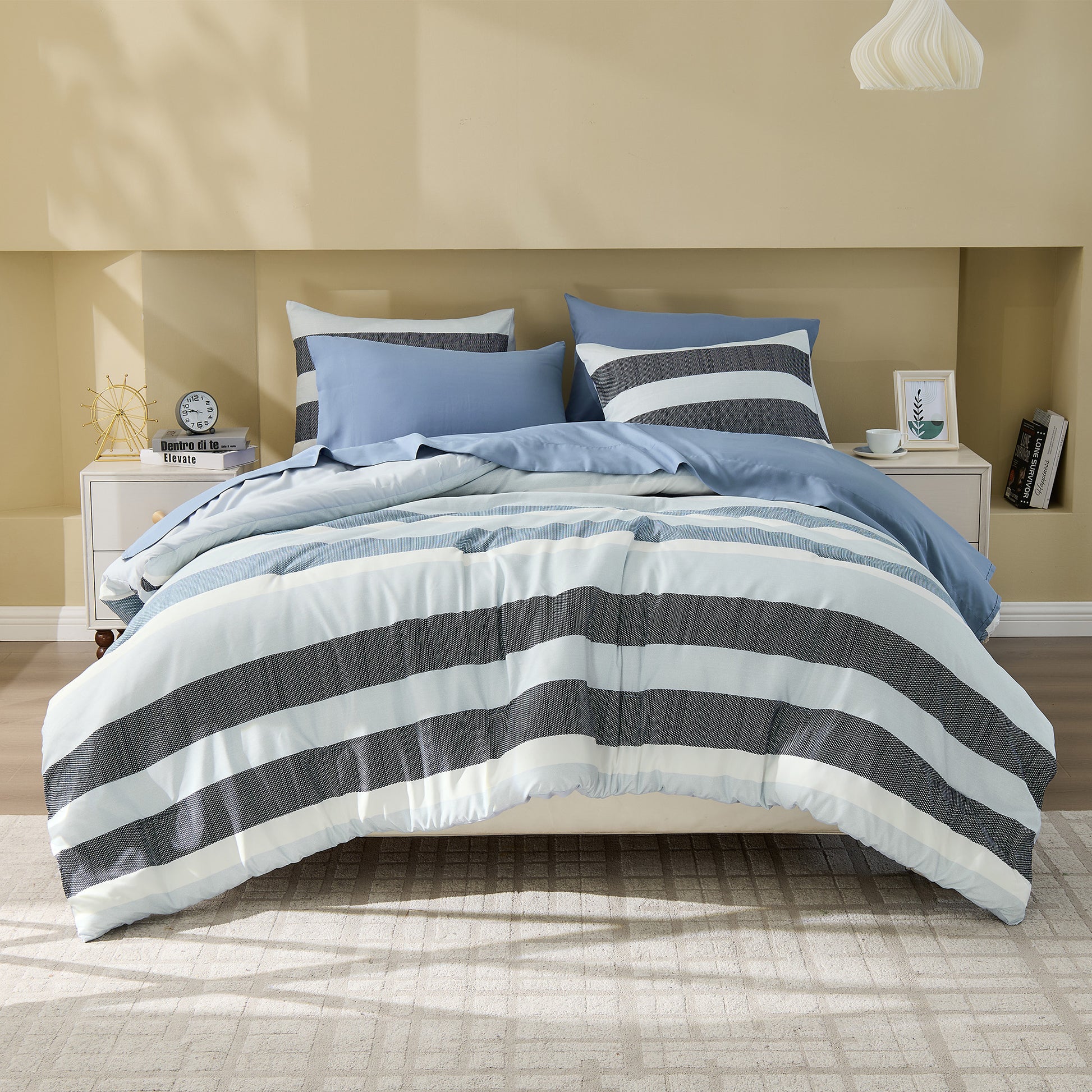 Regency Heights Blake Comforter Set