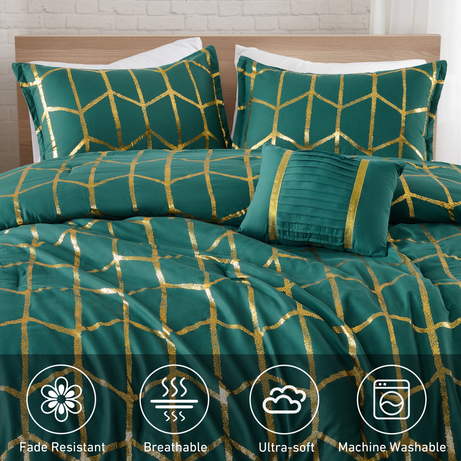 Regency Heights Raina Metallic Printed 3 Comforter Set