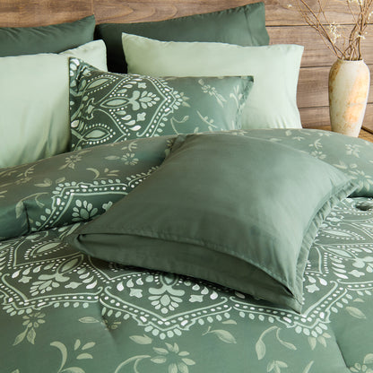 Regency Heights Ava Complete Bed with Sheet Set