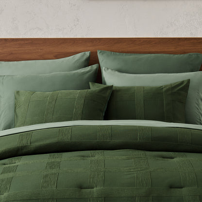 Regency Heights Pucker 4pcs Comforter set