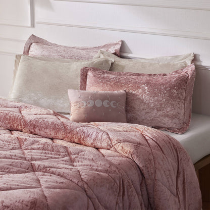 Regency Heights Felicia Comforter Set