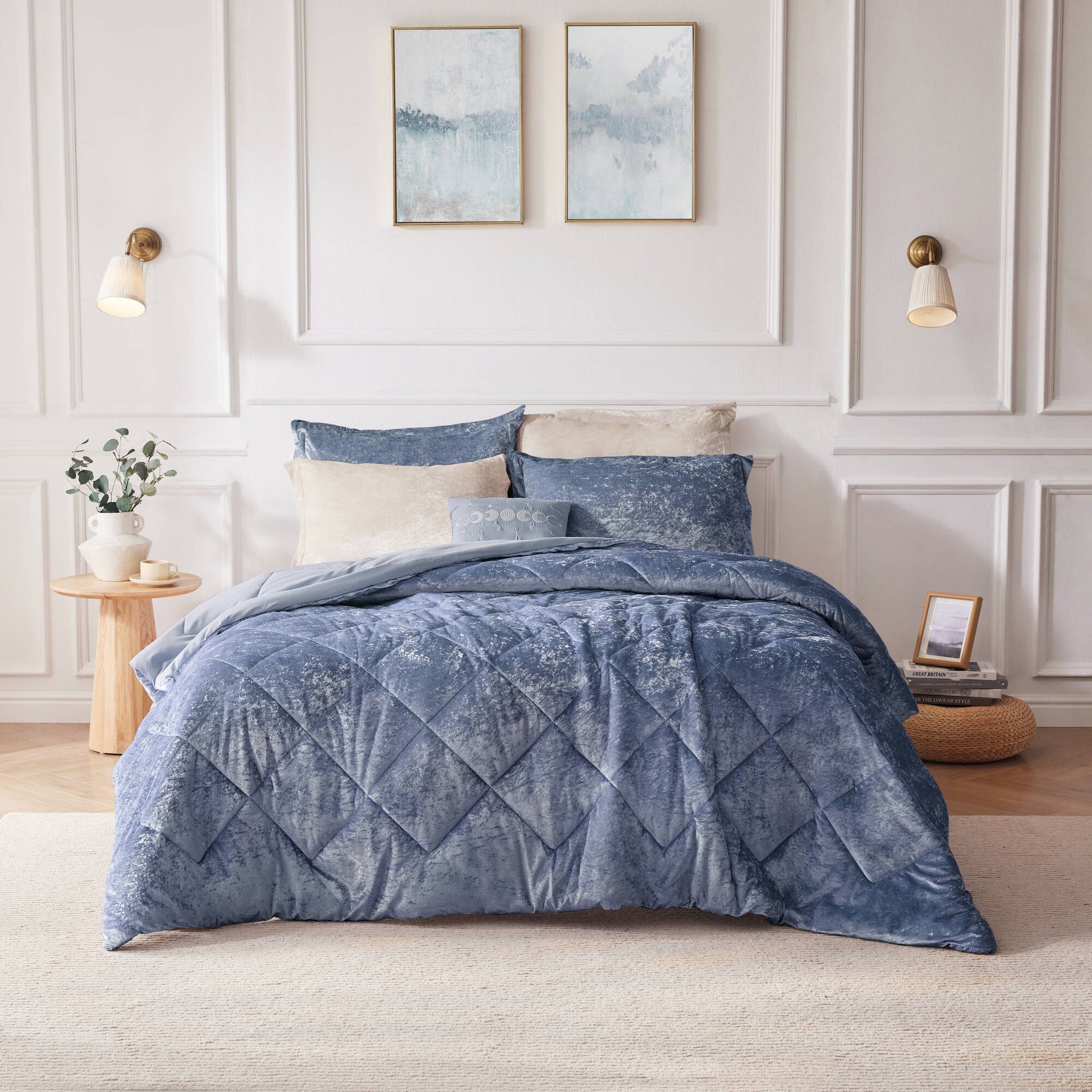 Intelligent Design Velvet Duvet Cover Set with Throw Pillow