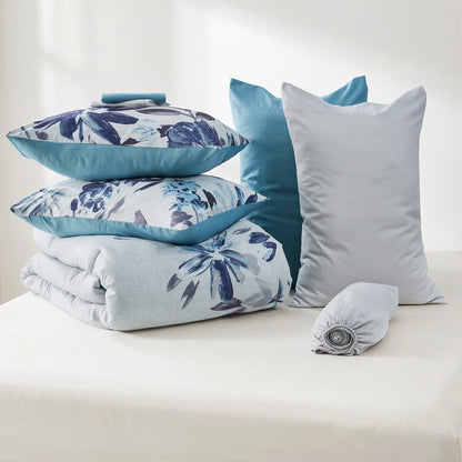 Regency Heights Moran Comforter set