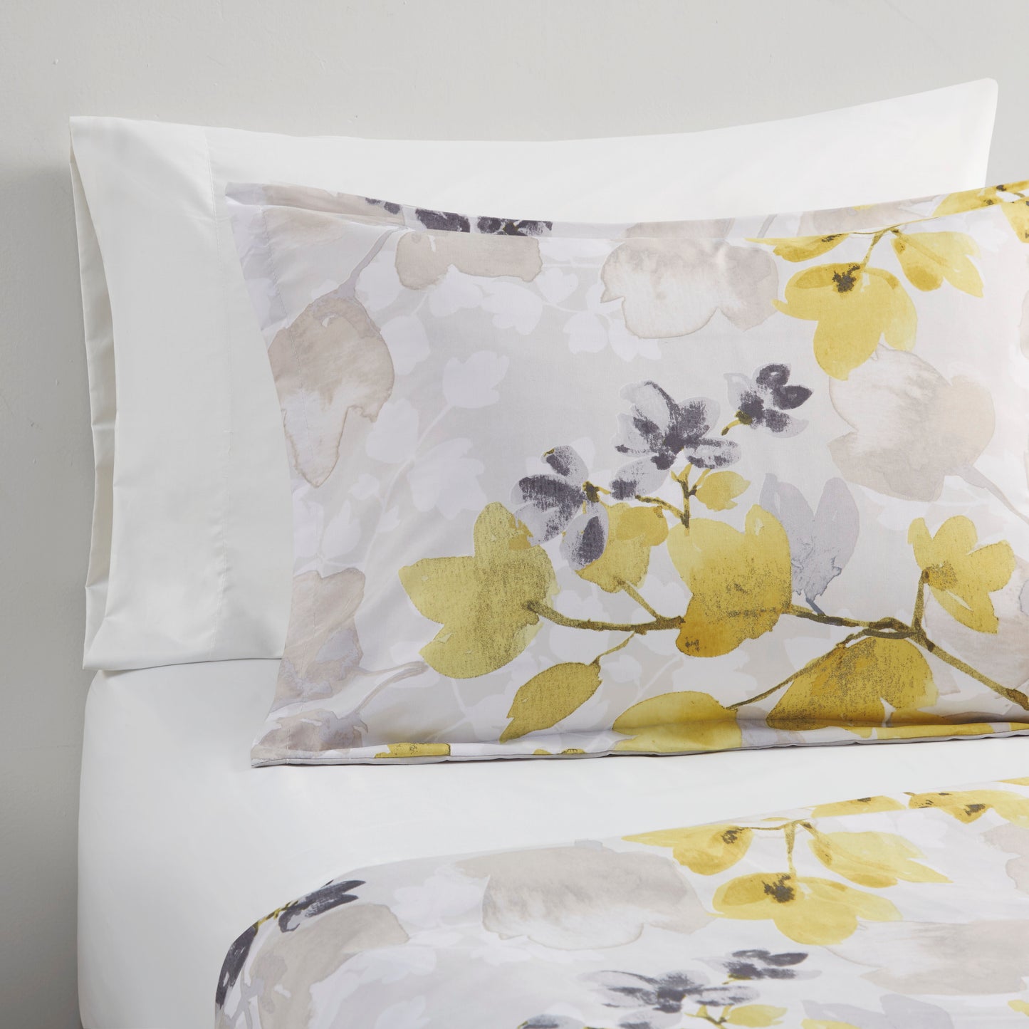 Regency Heights Alexis Comforter Set