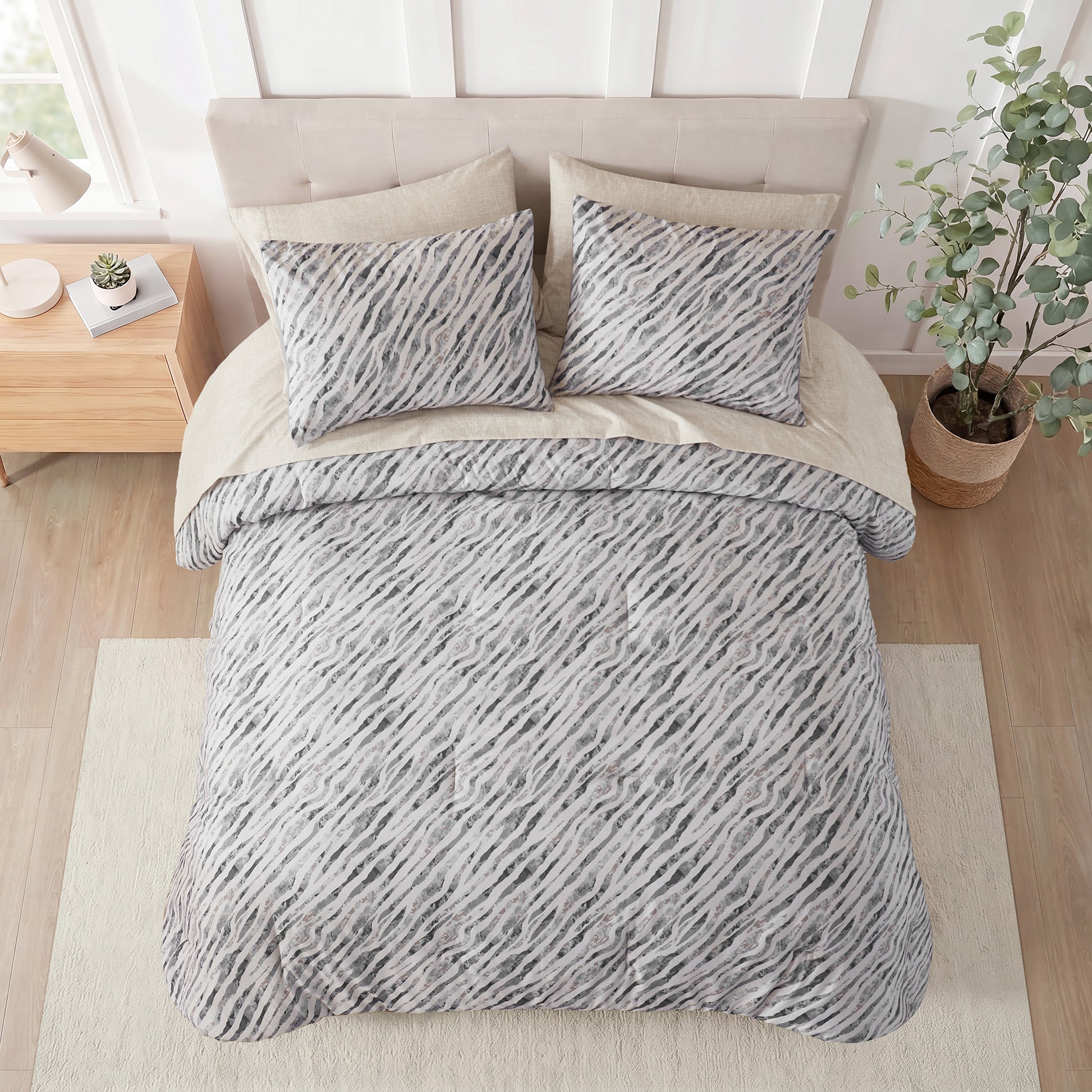 Madison Park Essentials Nixon 5 Pieces Comforter Set with Sheet Set