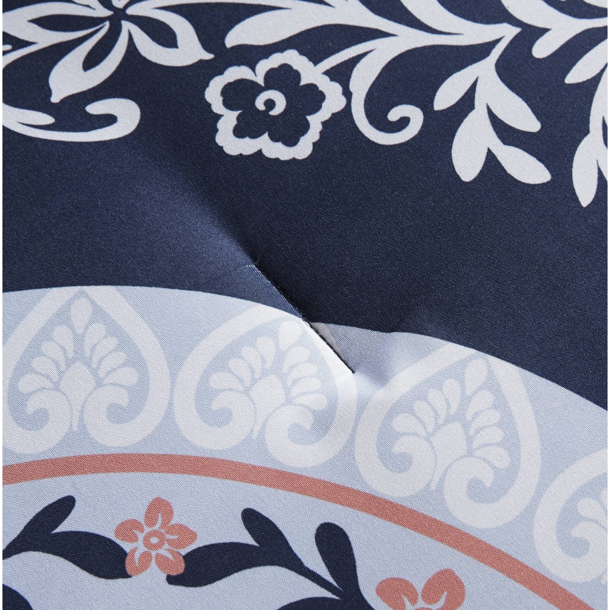 Regency Heights Loretta Comforter Set