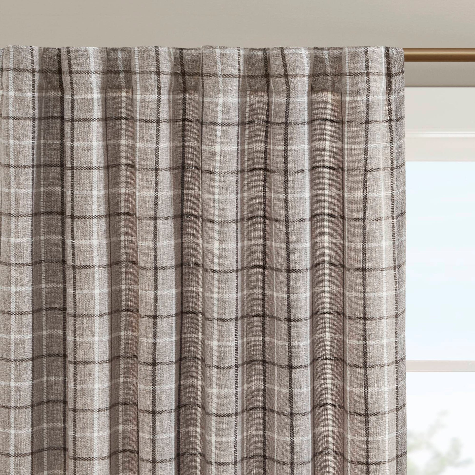 Madison Park Plaid Rod Pocket and Back Tab Curtain Panel with Fleece Lining