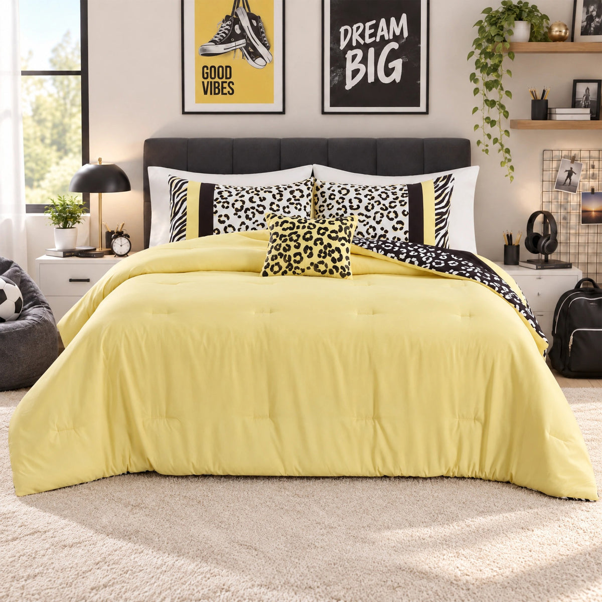 Regency Heights Sophie Comforter Set