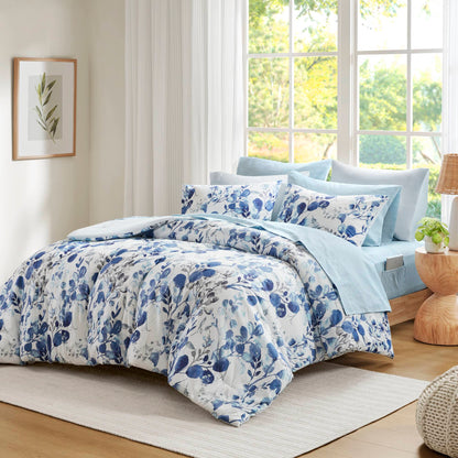 Regency Heights Felicia Comforter Set