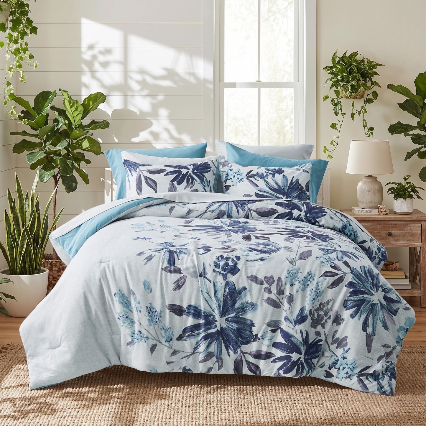 Moran Comforter set