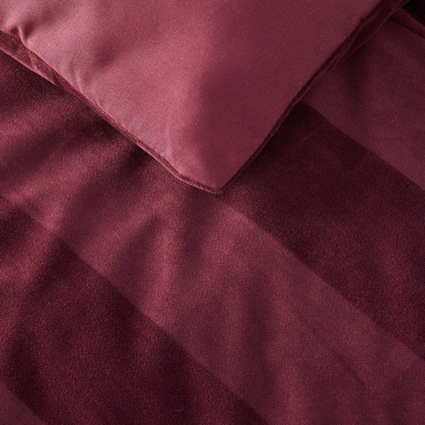 Geneva Comforter Set