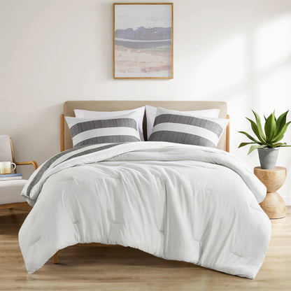 Blais Comforter Set