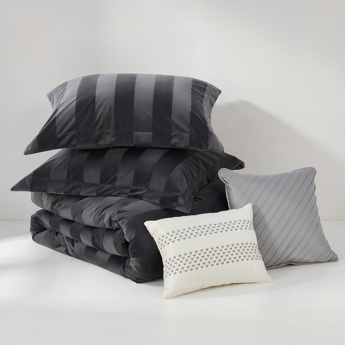 Geneva Comforter Set