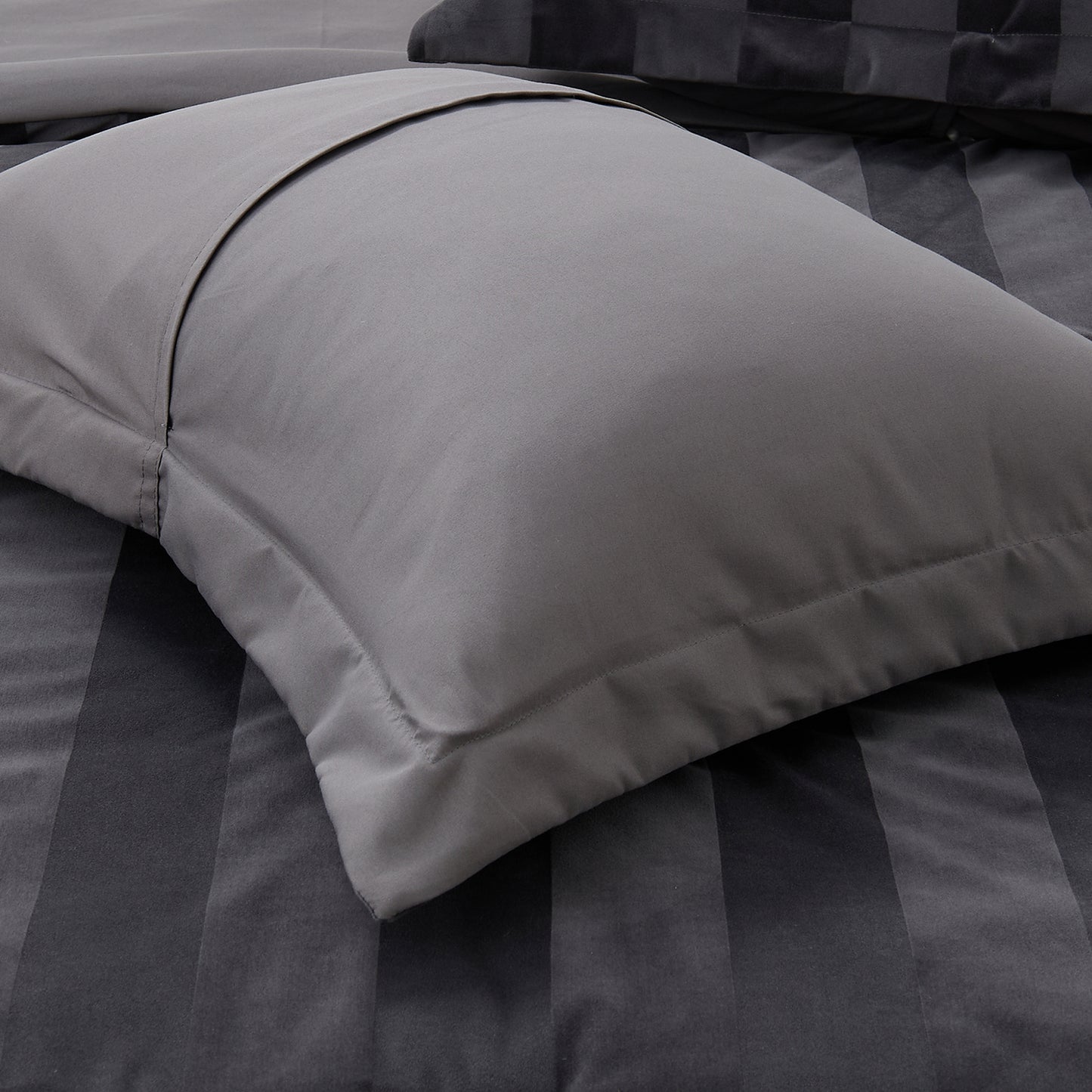 Geneva Comforter Set