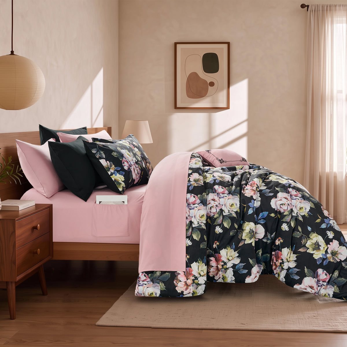Donya Comforter Set