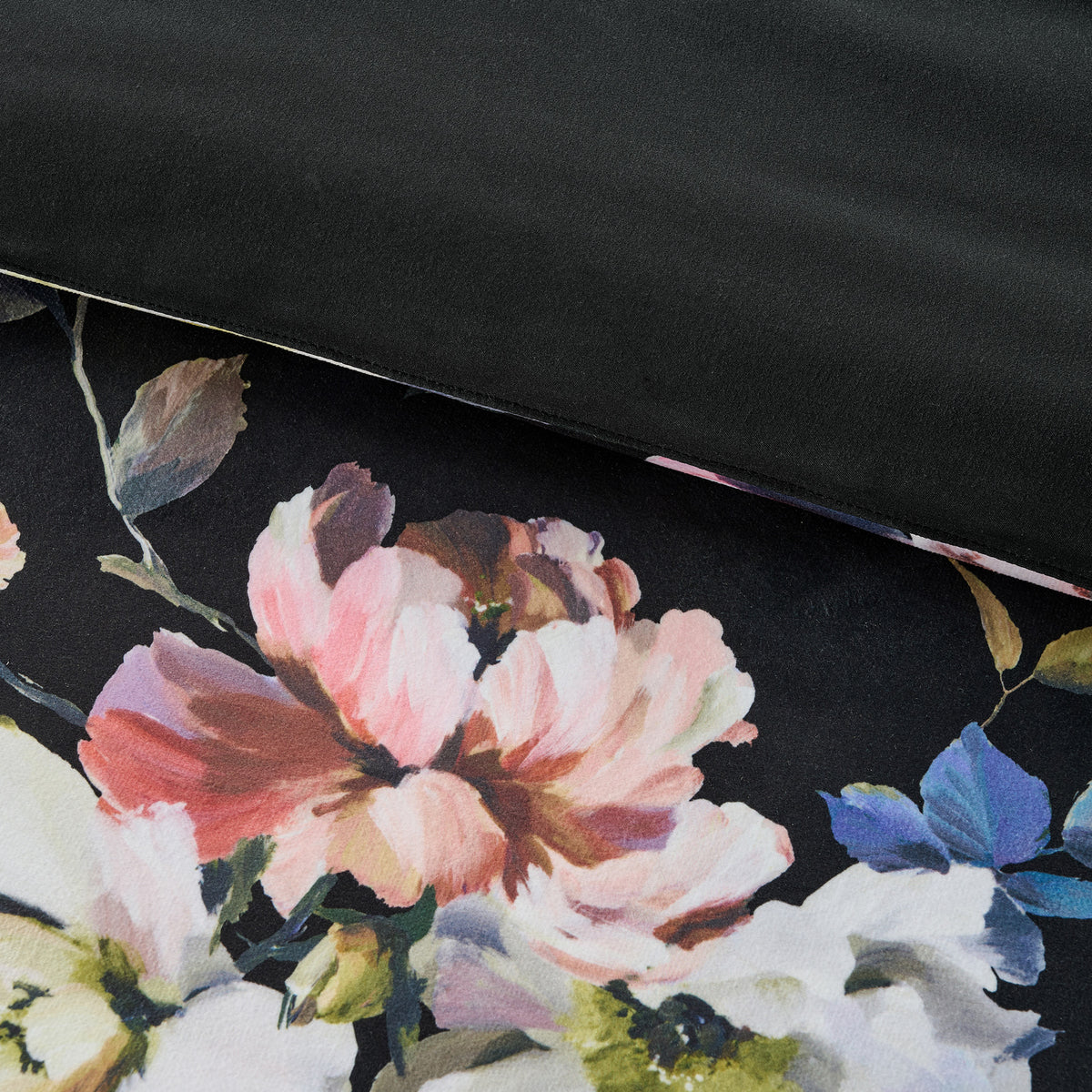 Donya Comforter Set