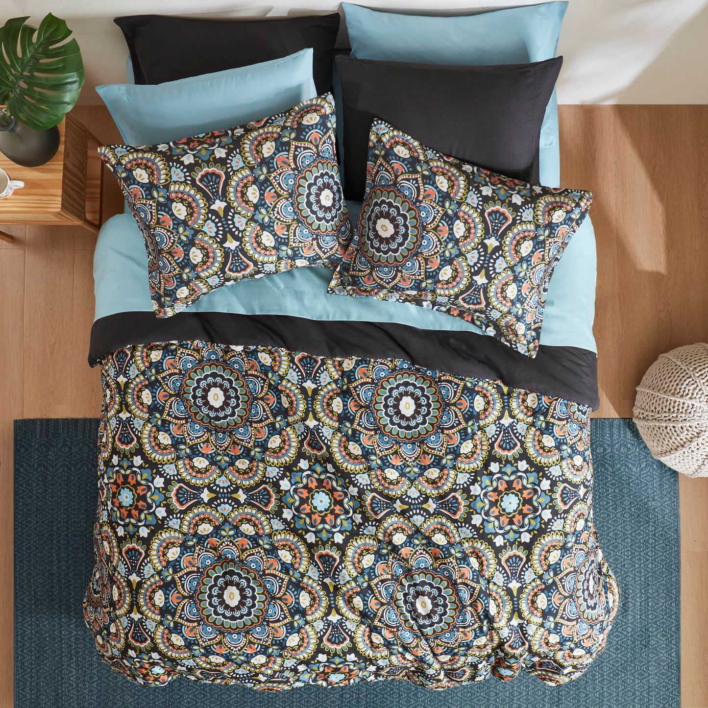 Faye Comforter with Sheet Set