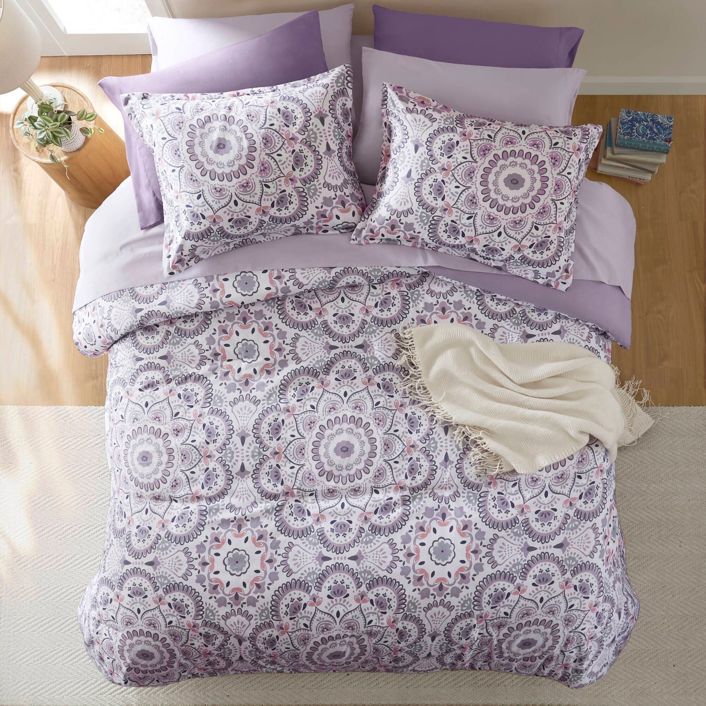 Faye Comforter with Sheet Set
