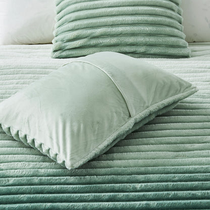Cord Plush Comforter Set