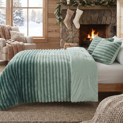 Cord Plush Comforter Set