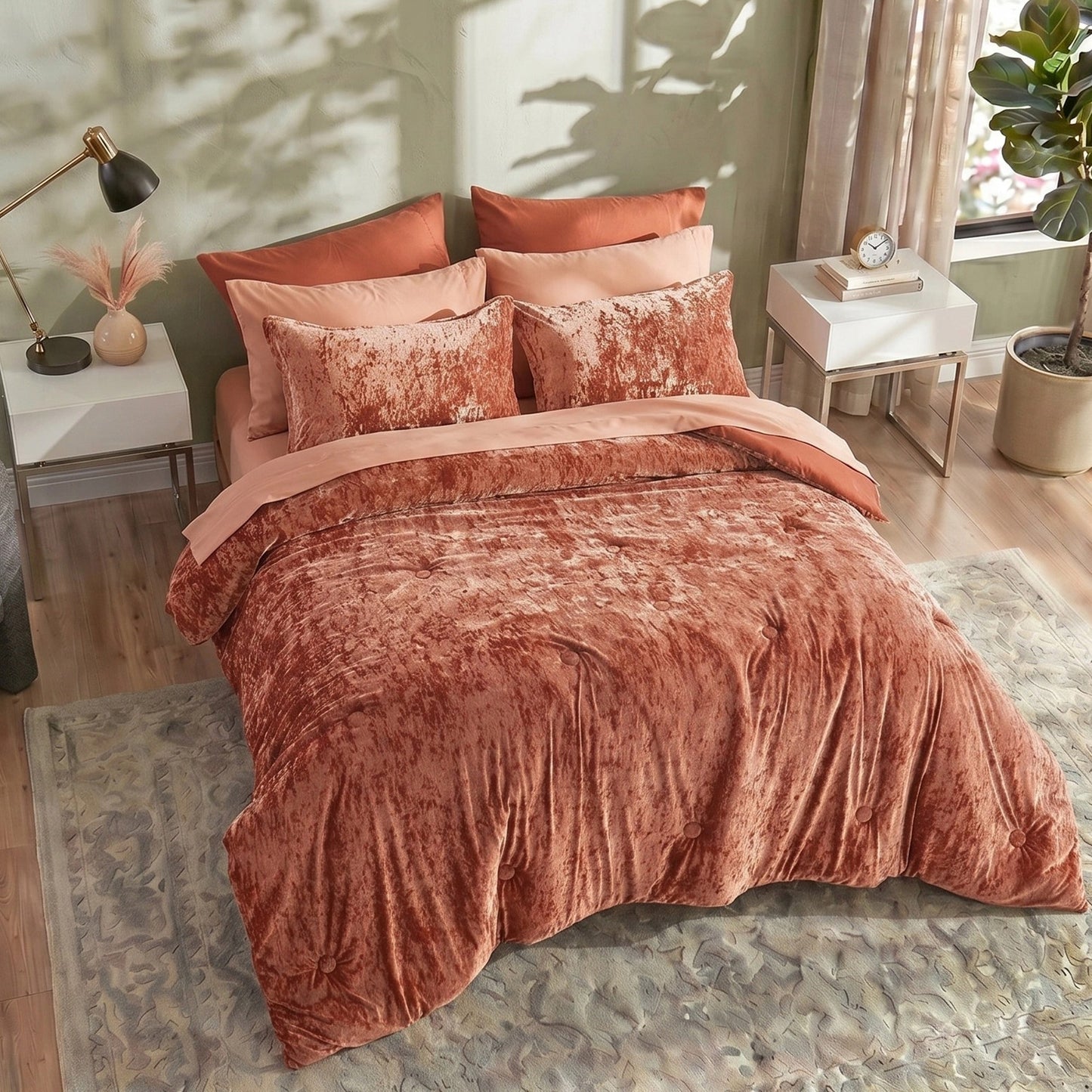 Juliana Comforter Set