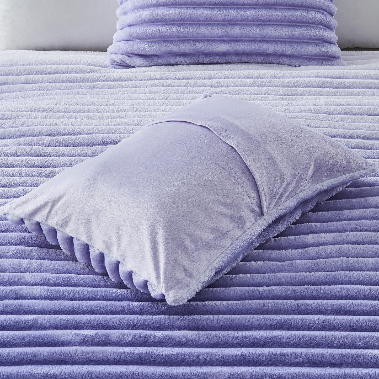Cord Plush Comforter Set