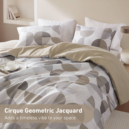 Hazel Comforter Set
