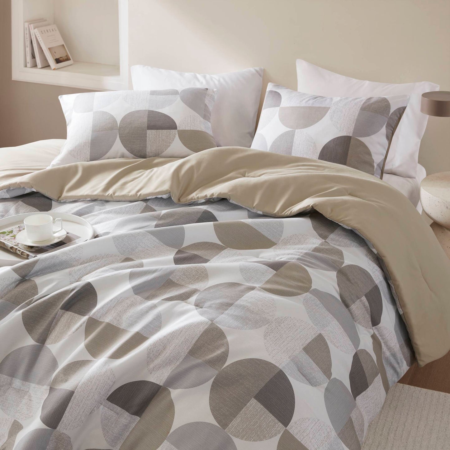 Hazel Comforter Set