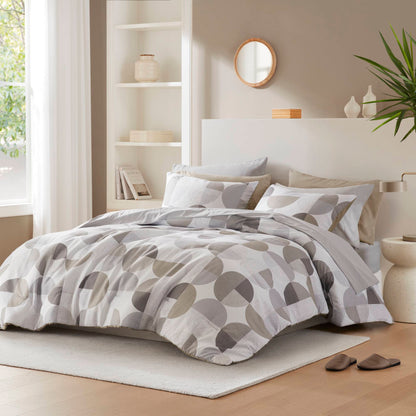 Hazel Comforter Set