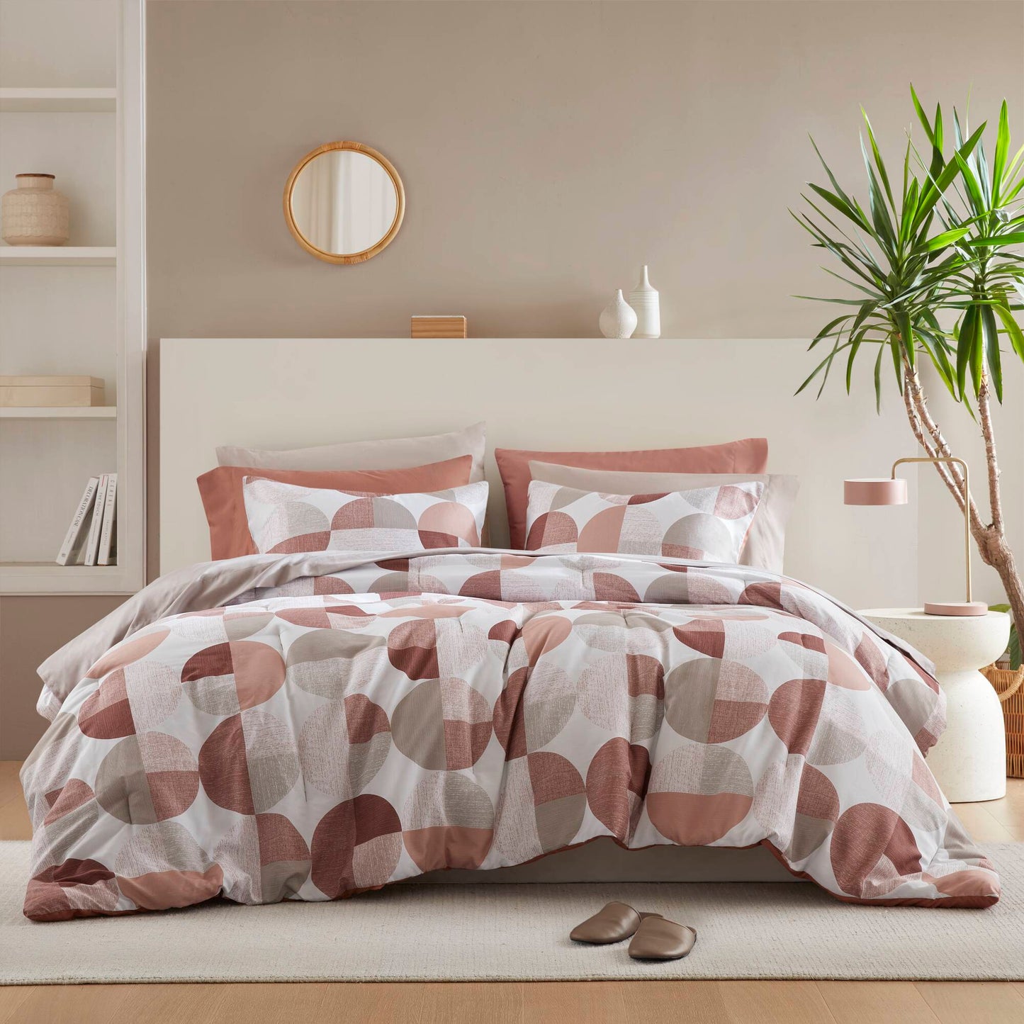 Hazel Comforter Set