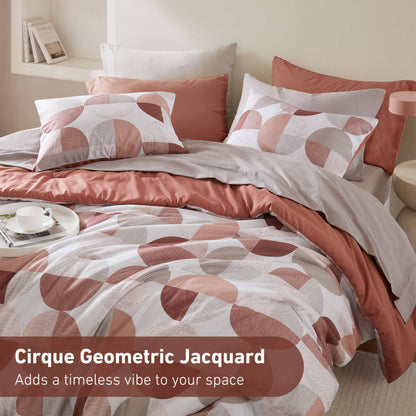 Hazel Comforter Set