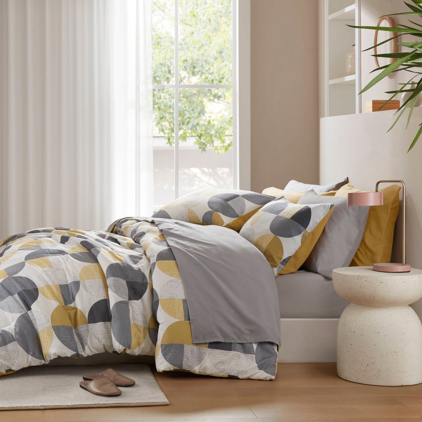 Hazel Comforter Set