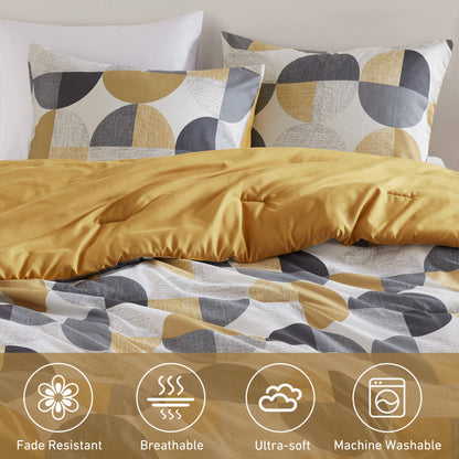 Hazel Comforter Set