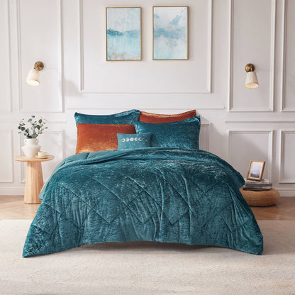 Intelligent Design Velvet Duvet Cover Set with Throw Pillow