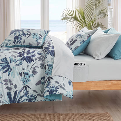 Regency Heights Moran Comforter set