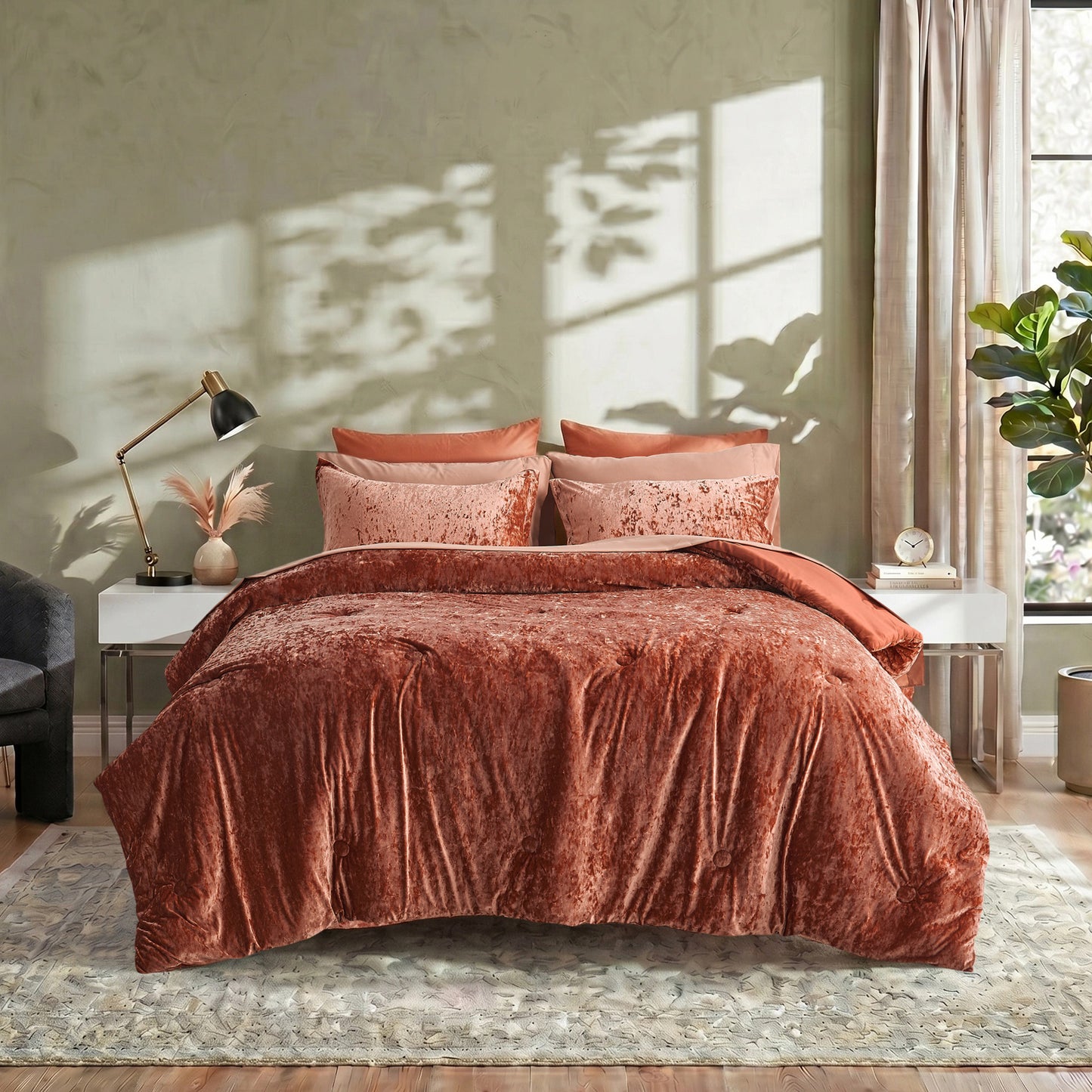 Regency Heights Juliana Comforter Set