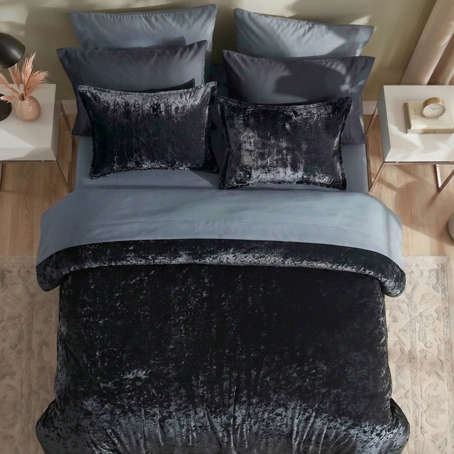 Regency Heights Juliana Comforter Set